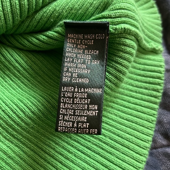 Ralph Lauren Green Turtleneck - Picture 5 of 5